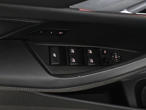 Certified 2023 BMW 430i xDrive Convertible w/ Convenience Package image 37