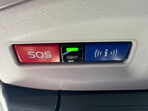 Certified 2025 Subaru Ascent Premium image 20