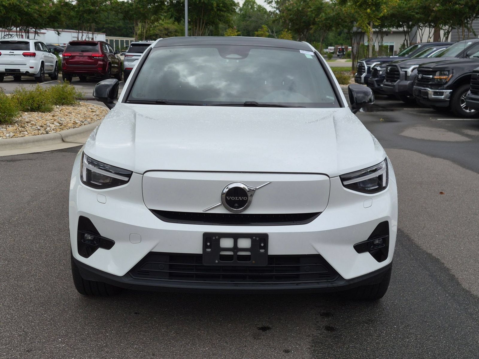 Used 2023 Volvo C40 P8 Recharge Ultimate w/ Protection Package Premier AWD/4WD image 8