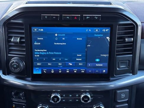 Certified 2022 Ford F150 Lariat w/ Equipment Group 502A High image 3