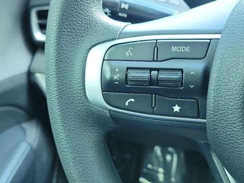 Used 2024 Kia Sportage LX FWD image 23