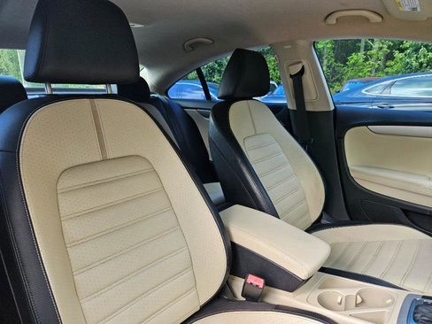 Used 2012 Volkswagen CC Sport image 35