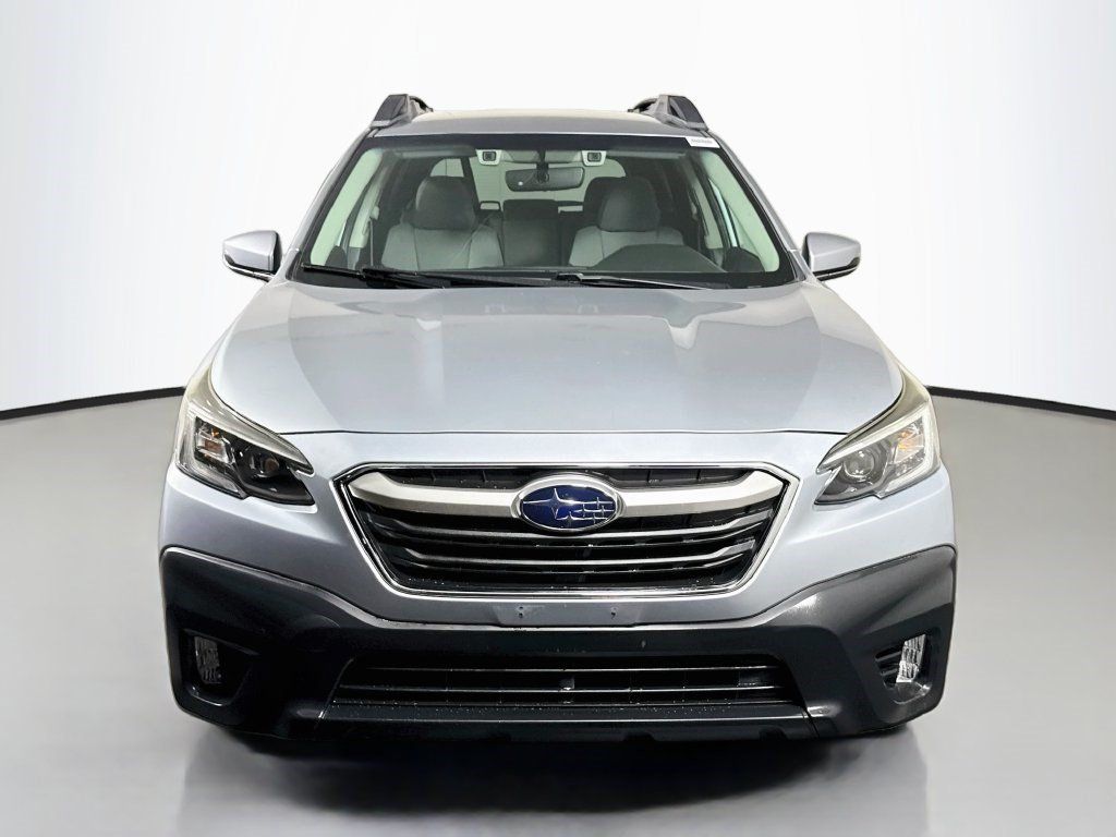 Used 2020 Subaru Outback Premium w/ Popular Package #1 AWD/4WD image 2