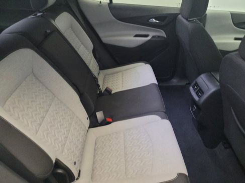 Used 2022 Chevrolet Equinox LT image 19
