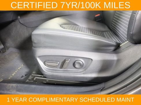 Used 2024 Toyota Camry SE FWD image 19