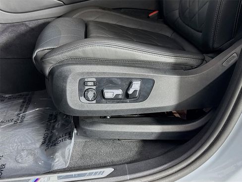 Used 2025 BMW X6 xDrive40i AWD/4WD image 22