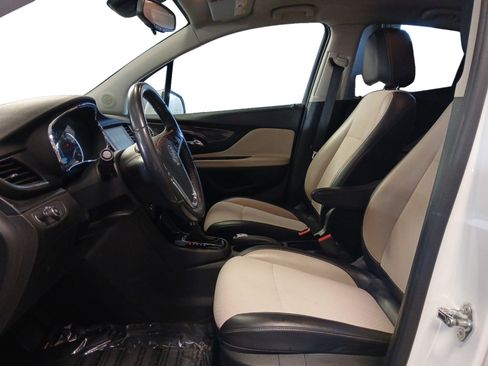 Used 2019 Buick Encore Preferred image 9