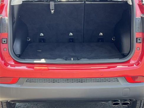 Used 2020 Jeep Compass Latitude image 4