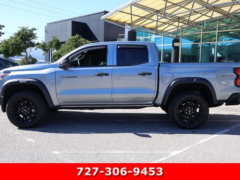 Used 2024 Chevrolet Colorado Trail Boss w/ LPO, Dark Essentials Package image 5