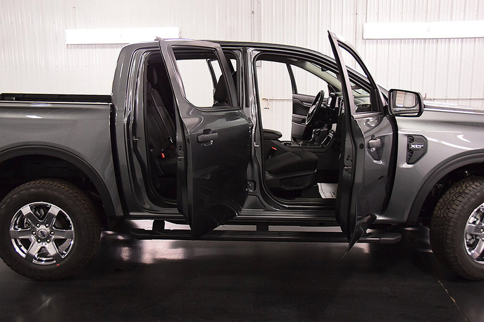 New 2026 Ford Ranger XLT w/ Equipment Group 301A High AWD/4WD image 32