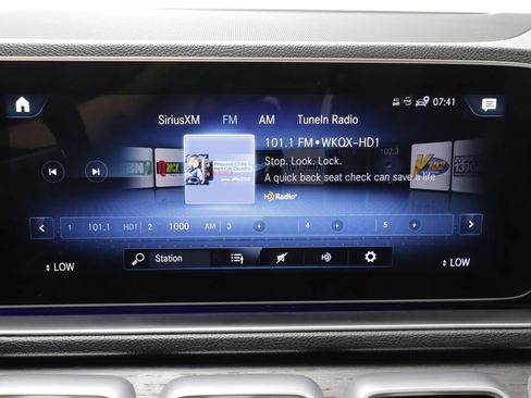 Used 2022 Mercedes-Benz GLE 350 4MATIC image 9