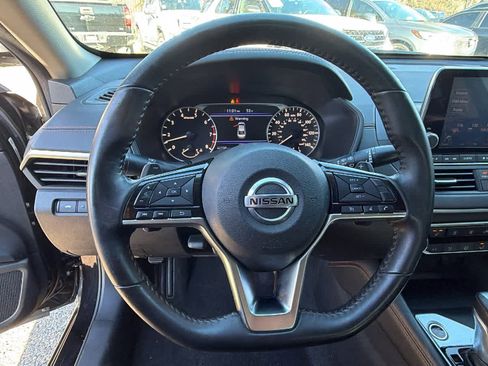 Used 2020 Nissan Altima 2.5 SR w/ Premium Package image 15