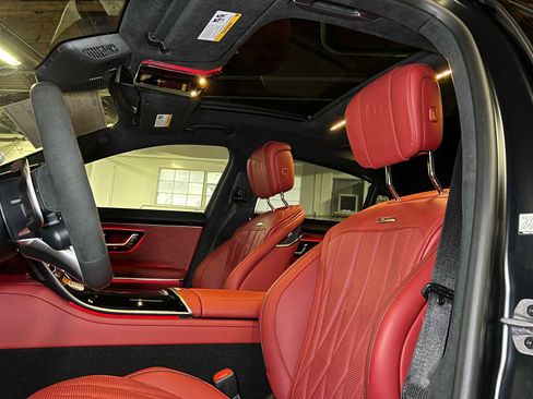 New 2026 Mercedes-Benz S 63 AMG S image 33