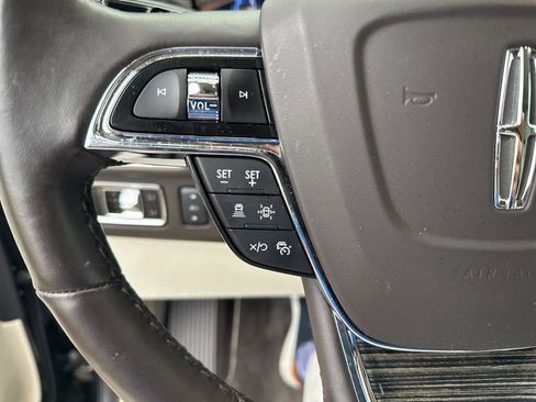 Used 2024 Lincoln Navigator Black Label image 10