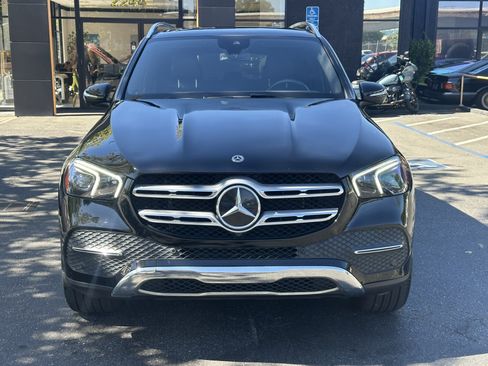 Used 2022 Mercedes-Benz GLE 350 4MATIC w/ Premium Package image 5