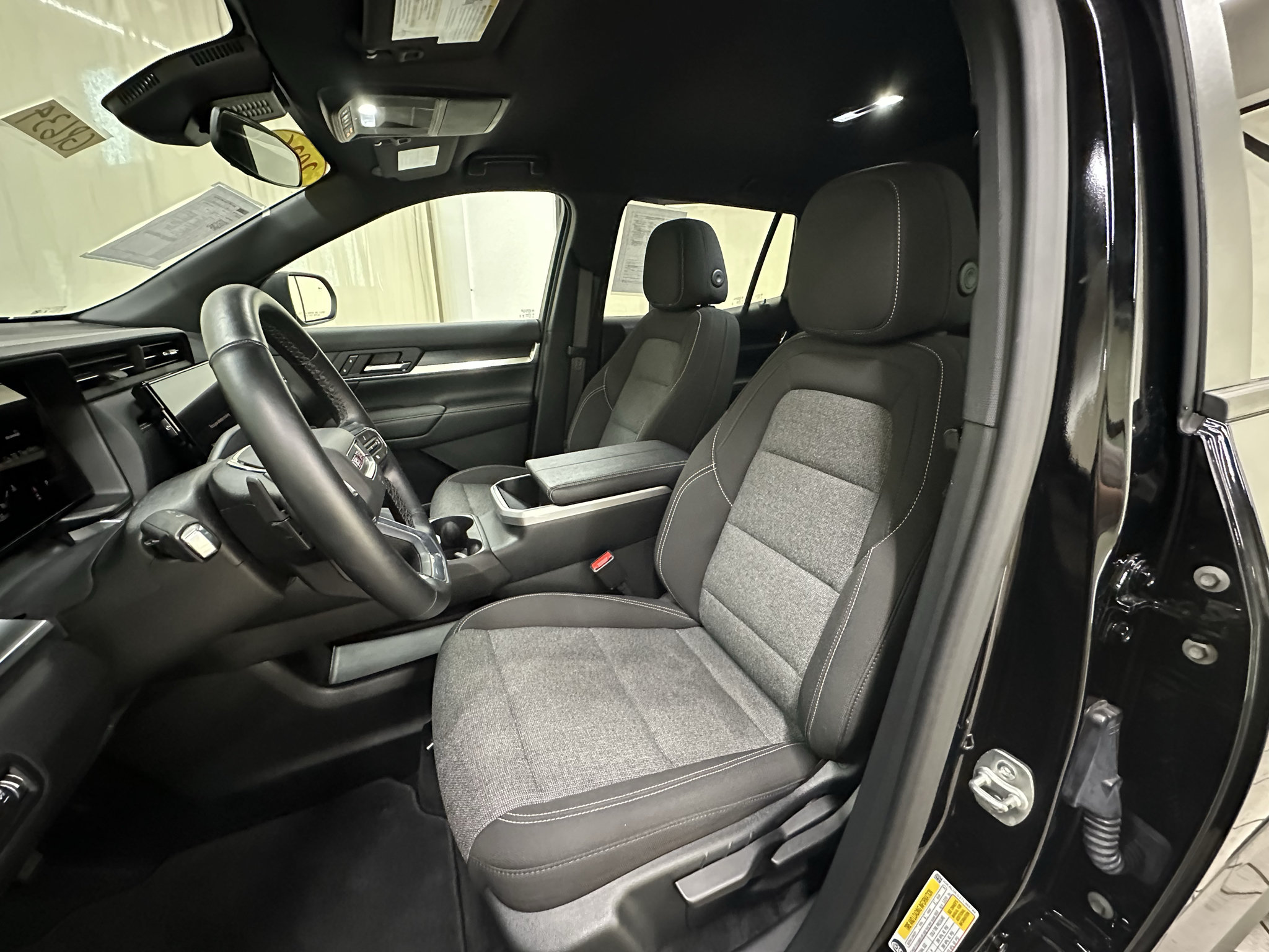Used 2026 GMC Terrain Elevation AWD/4WD image 23