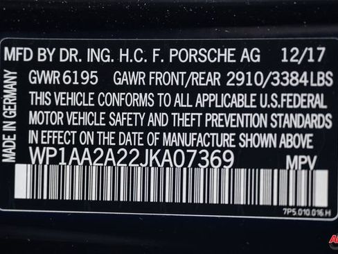 Used 2018 Porsche Cayenne Platinum Edition image 77