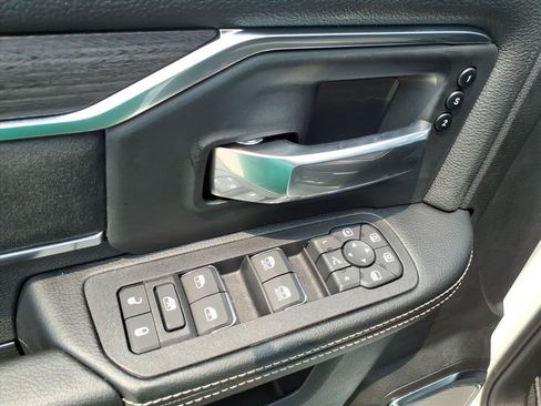 New 2026 RAM 2500 Laramie AWD/4WD image 20