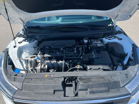 Used 2025 Kia K4 LXS image 33