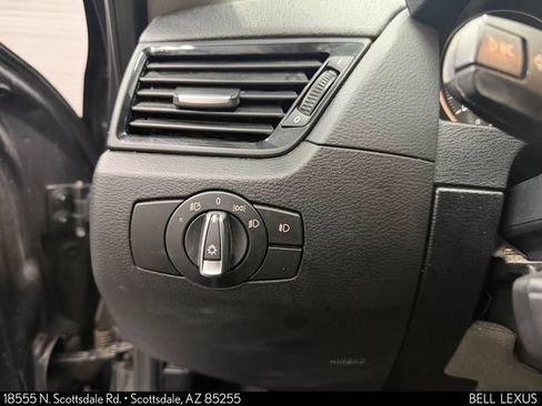 Used 2015 BMW X1 sDrive28i RWD image 19