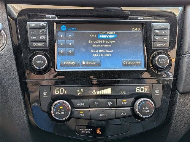 Used 2017 Nissan Rogue SL w/ SL Premium Package FWD image 14