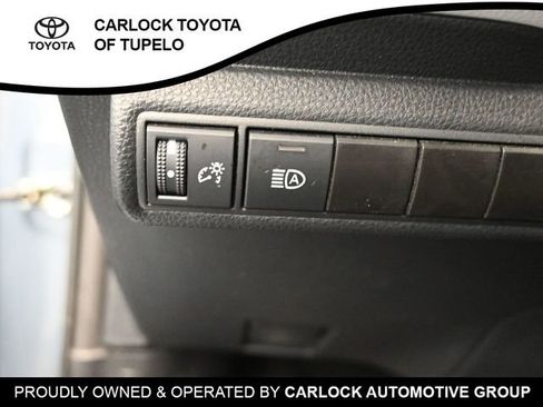 Used 2025 Toyota Corolla SE image 17