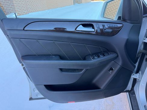 Used 2015 Mercedes-Benz GL 450 GL 450 4MATIC image 39