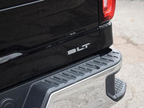 Used 2022 GMC Sierra 1500 SLT w/ SLT Convenience Package image 15