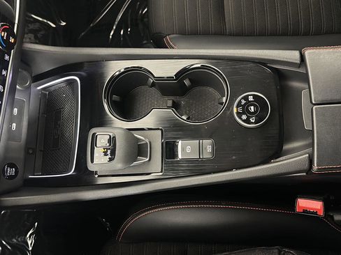 Used 2025 Nissan Rogue SV w/ Rock Creek Premium Package image 15