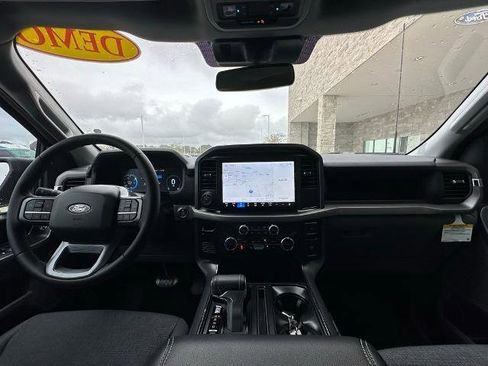 New 2025 Ford F150 Lightning XLT image 27