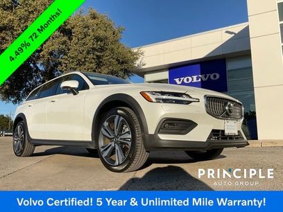 Certified 2025 Volvo V60 B5 Cross Country Plus