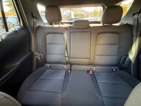 Used 2025 Chevrolet Equinox LT image 38