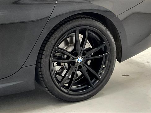 Used 2022 BMW 330i Sedan w/ M Sport Package RWD image 38