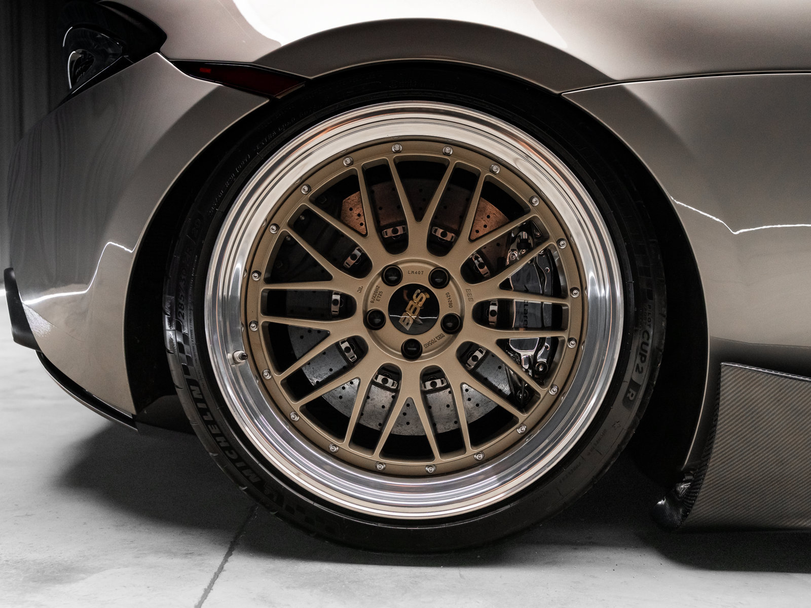 Used 2017 McLaren 570S Coupe RWD image 32