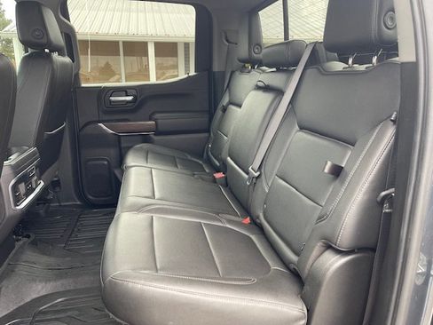 Used 2019 GMC Sierra 1500 SLT w/ SLT Premium Plus Package image 17