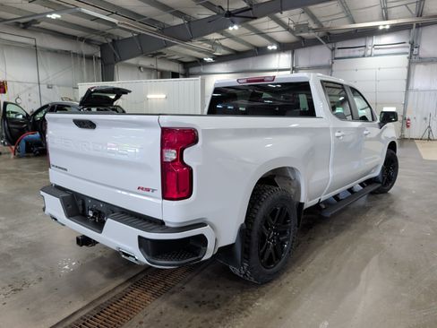 Used 2023 Chevrolet Silverado 1500 RST w/ Z71 Off-Road Package AWD/4WD image 3
