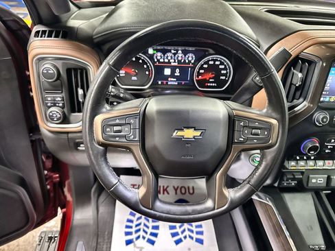 Used 2021 Chevrolet Silverado 1500 High Country w/ Technology Package RWD image 17