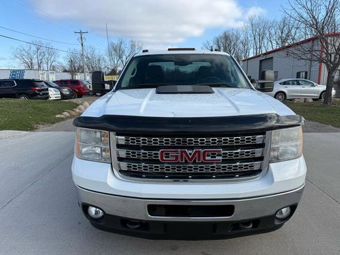 Used 2013 GMC Sierra 3500 SLE image 2