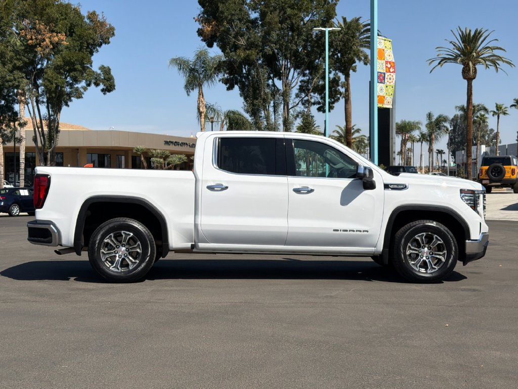 Used 2025 GMC Sierra 1500 SLT RWD image 6