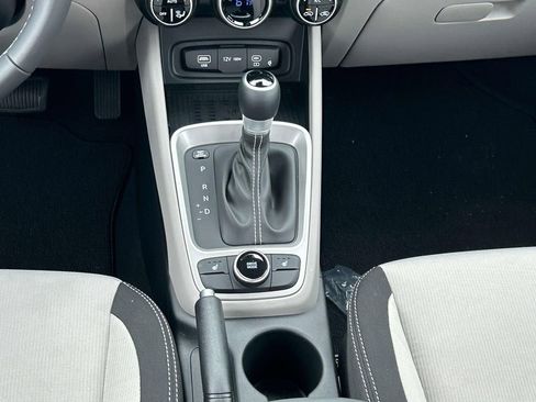 New 2026 Hyundai Venue SEL image 22