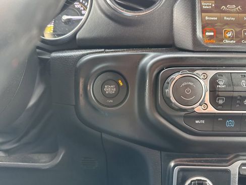 Used 2023 Jeep Wrangler Unlimited Sahara w/ Cold Weather Group image 16