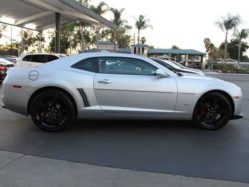 Used 2011 Chevrolet Camaro LT w/ RS Package RWD image 6