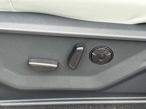 New 2026 Ford Expedition Max Platinum w/ Platinum Ultimate Package AWD/4WD image 26