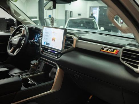 Used 2024 Toyota Tundra Limited image 13