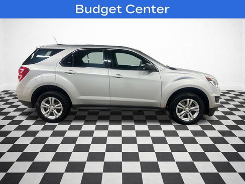 Used 2016 Chevrolet Equinox LS FWD image 2