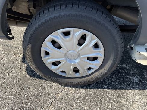 Used 2015 Ford Transit 250 130 Low Roof w/ Exterior Upgrade Package image 7