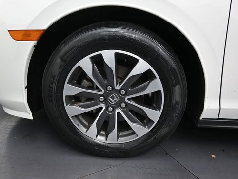 Used 2023 Honda Odyssey EX-L image 9