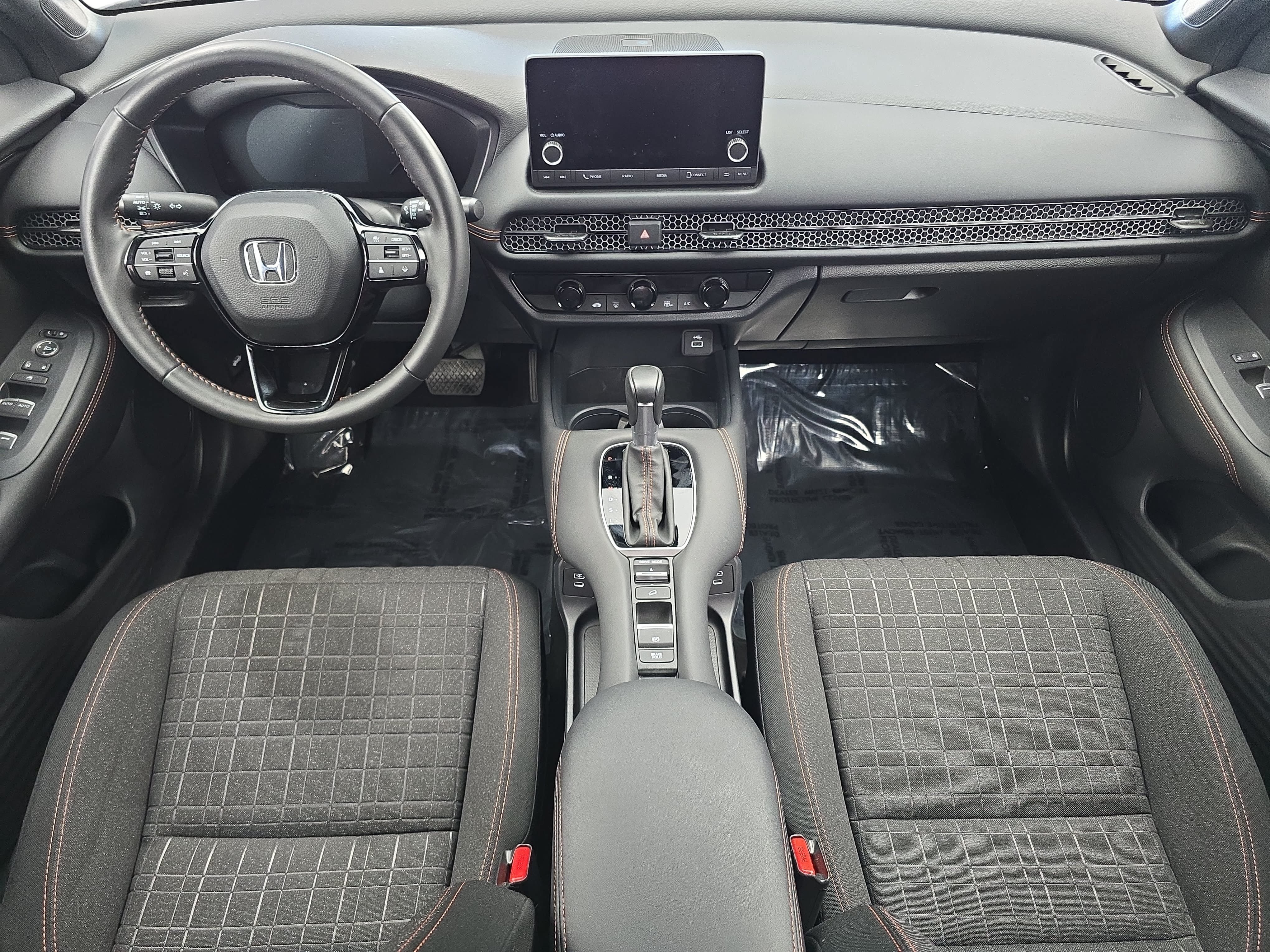 Used 2025 Honda HR-V Sport image 9