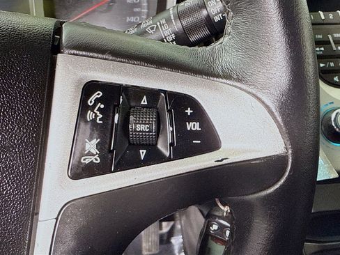 Used 2016 Chevrolet Equinox LT w/ Convenience Package image 15