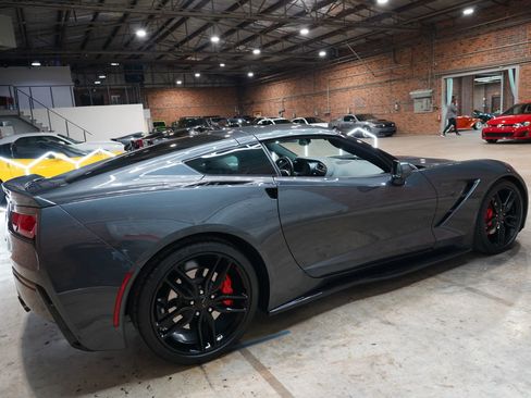 Used 2017 Chevrolet Corvette Stingray Coupe w/ Battery Protection Package image 19